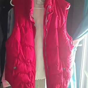 Vest red new without tags